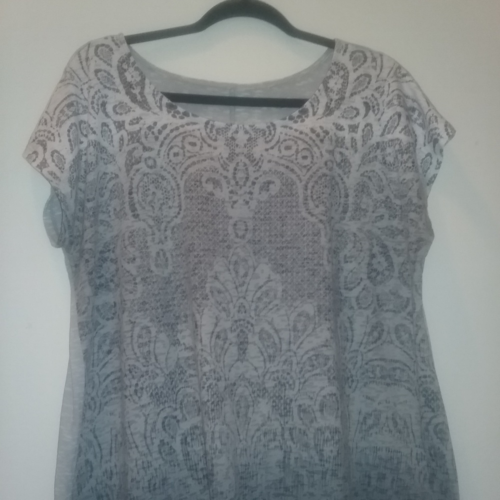 Woman's shirt